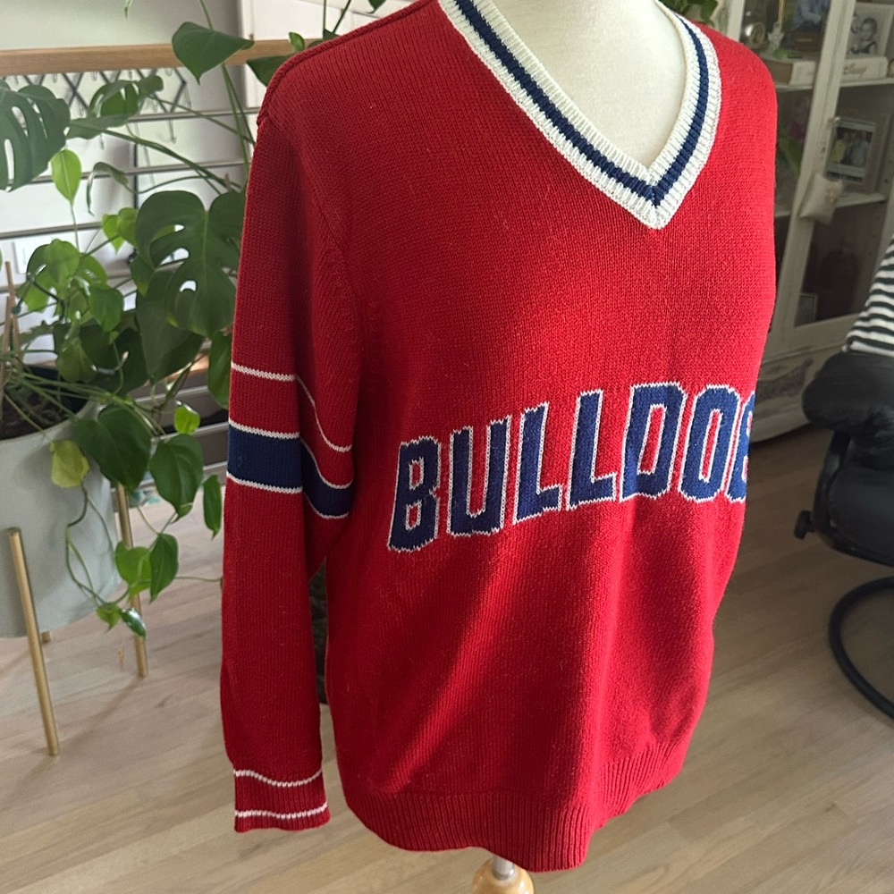 ZAG Bulldogs Women’s V-Neck Red Sweater